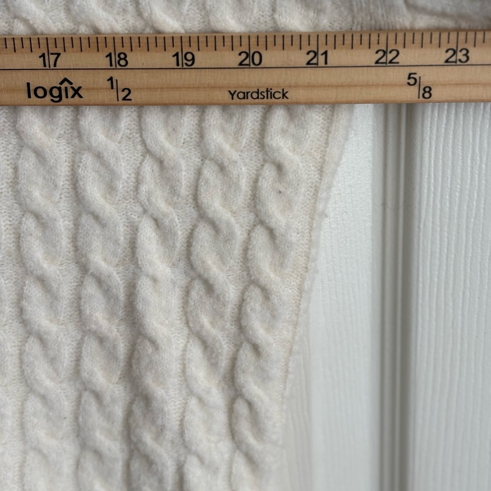 AEROPOSTALE CABLE KNIT CROPPED OFF WHITE  LONG SLEEVE BOAT NECK SWEATER. SZ M - Picture 8 of 11